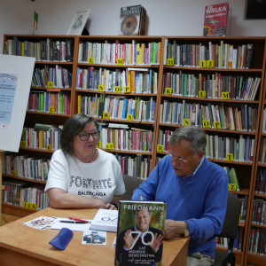 Spotkanie ze Stefanem Friedmannem w bibliotece