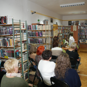 Spotkanie autorskie w bibliotece z Agnieszką Piechowicz