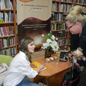 Spotkanie autorskie w bibliotece z Agnieszką Piechowicz