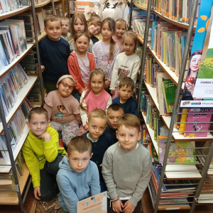 Wizyta PROSTYŃSKICH PRZEDSZKOLAKÓW w bibliotece