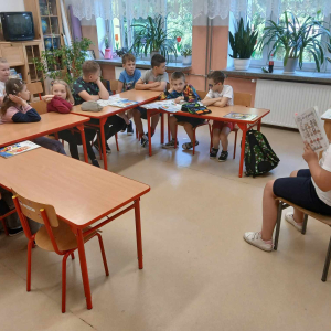 Głośne czytanie dzieciom