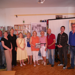 Promocja albumu „Treblinka. Ślady zbrodni” w Gminnej Bibliotece Publicznej w Małkini Górnej