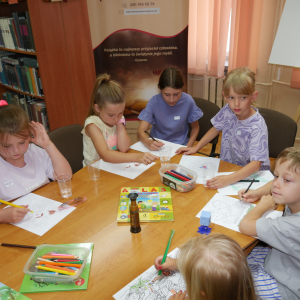 Dalekie Podróże Bolka i Lolka - zajęcia wakacyjne w bibliotece