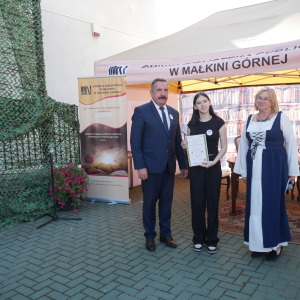 Narodowe Czytanie 2025  - czytanie Poezji Jana Kochanowskiego w Gminnej Bibliotece Publicznej w Małkini Górnej