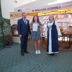 Narodowe Czytanie 2025  - czytanie Poezji Jana Kochanowskiego w Gminnej Bibliotece Publicznej w Małkini Górnej