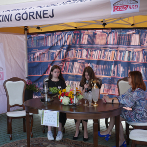 Narodowe Czytanie 2025  - czytanie Poezji Jana Kochanowskiego w Gminnej Bibliotece Publicznej w Małkini Górnej