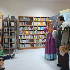 Lodowa Kraina w bibliotece. Przedstawienie dla przedszkolaków