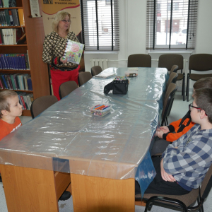 Zajęcia dla dzieci "Bezpieczne ferie w bibliotece"