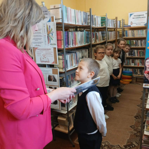 XXIII Ogólnopolski Tydzień Bibliotek- spotkanie uczniów ze Szkoły Podstawowej z Kiełczewa w Filii Bibliotecznej w Prostyni