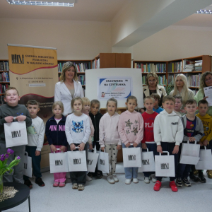 Uroczystość Pasowania na Czytelnika GBP w Małkini Górnej