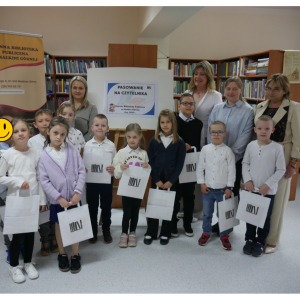 Uroczystość Pasowania na Czytelnika GBP w Małkini Górnej