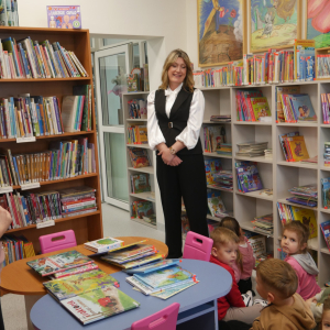 Bajkowe spotkanie z przedszkolakami w bibliotece