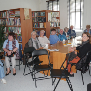 Wyjątkowe spotkanie poświęcone promocji książki pt. "ROMOWIE. Historia i poezja. Zagłada Romów - Wiersze Romów Europejskich" autorstwa Stanisława Stankiewicza.