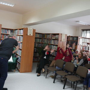 Wyjątkowy recital poetycko-aktorski Piotra Pilarskiego pt. Animus serce moje w bibliotece