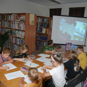 Wakacyjne spotkanie z dziećmi w bibliotece -Podróże po mapie -Indie