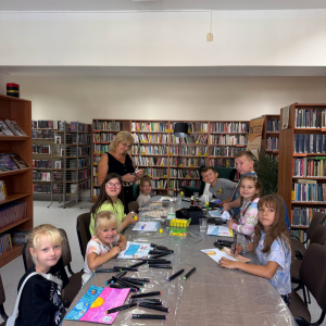 Pożegnanie wakacji-ostatnie wakacyjne zajęcia w bibliotece